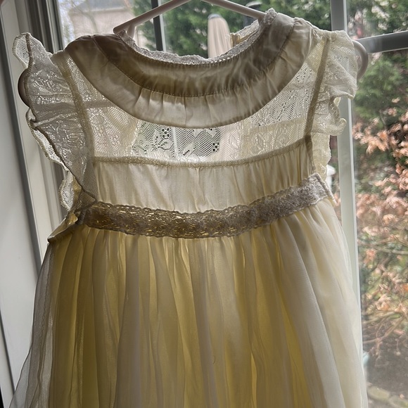 Lace and tulle party dress Trish Scully - Picture 8 of 8